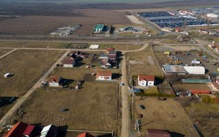 Loc de casa 500 mp în Curtici - Poză 9