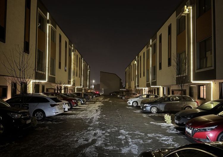 Casă modernă cu 3 dormitoare și 3 băi, Cartier nou zona linistita - Poză 7