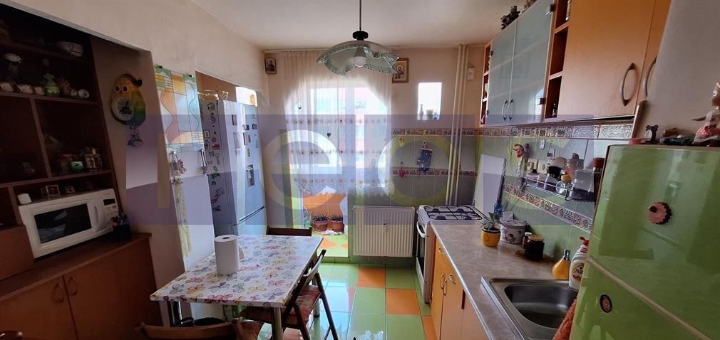 DE VANZARE 2 CAMERE DECOMANDAT | TEIUL DOAMNEI | ETAJ 7/8 | BALCON - Poză 6