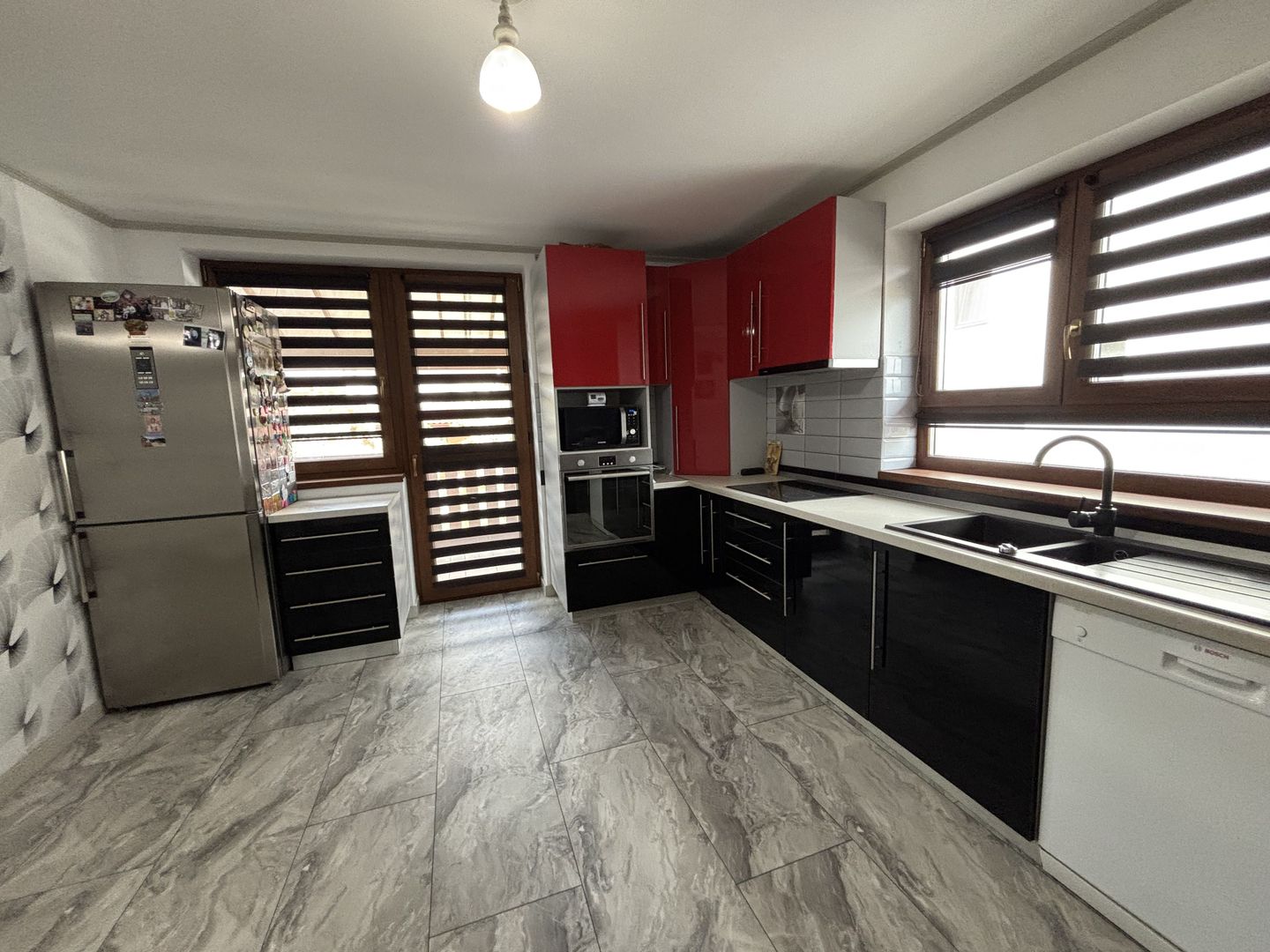 Casa 5 camere cu teren GENEROS si CARPORT - Cartierul Arhitectilor - Poză 7