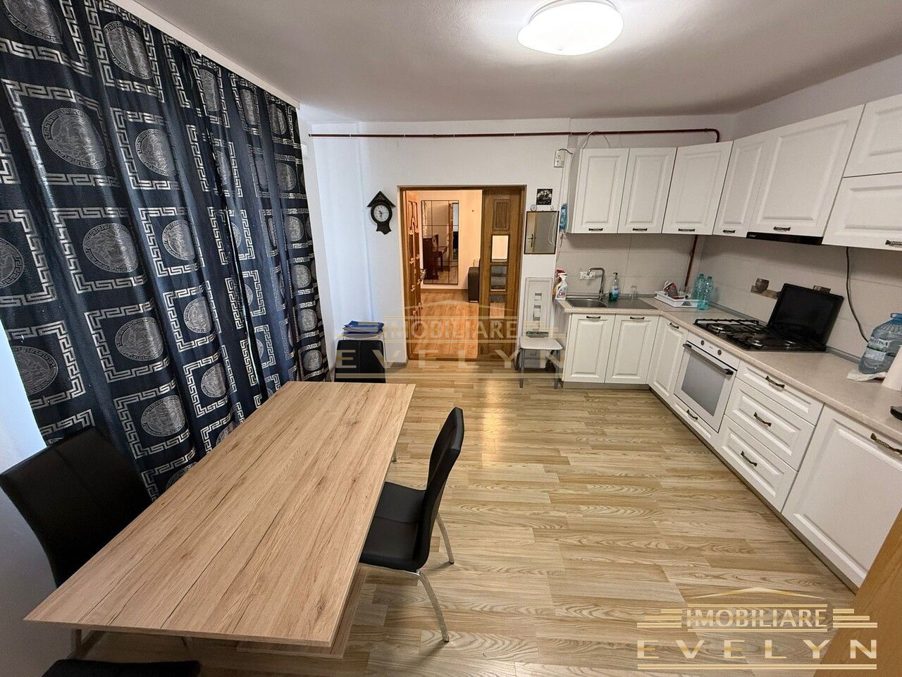 De închiriat casa la parter – 2 camere + 1000 mp teren – Catamaresti Deal - Poză 4