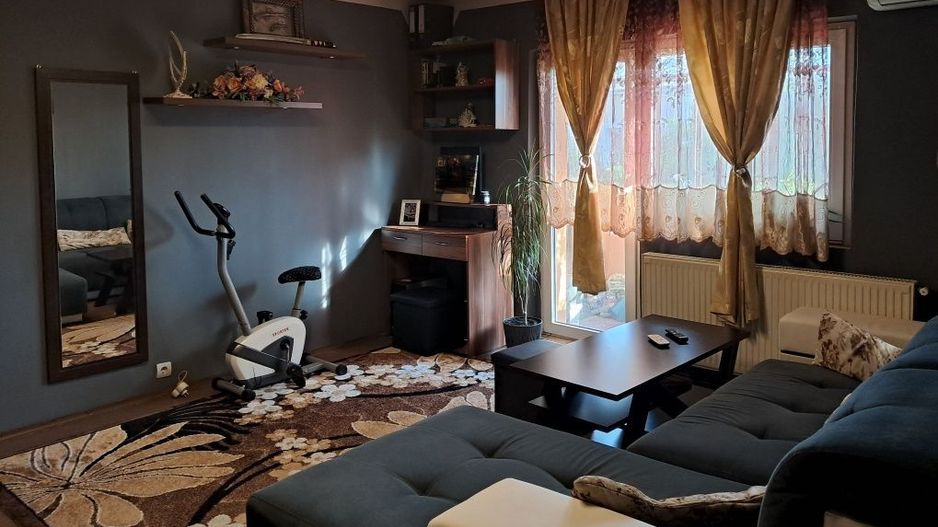Vand apartament cu 3 camere in micro 16 Satu mare - Poză 2