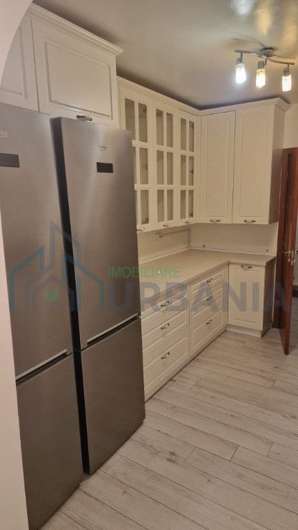 Vând apartament 3 camere, decomandat, in Iasi, str.Vamasoaia, utilat - Poză 2