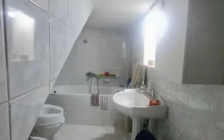 Casa D+P+E  zona Garii Oradea - Poză 12