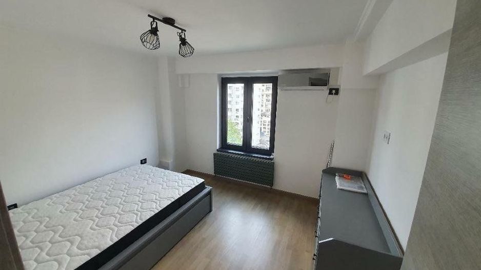 Inchiriez apartament 3 camere Octavian Goga, loc parcare inclus - Poză 10