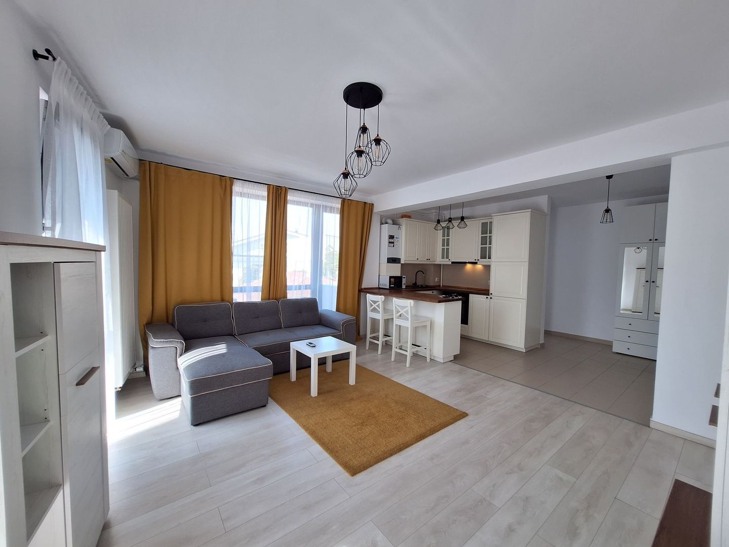 APARTAMENT LUX | OBOR | METROU - Poză 1