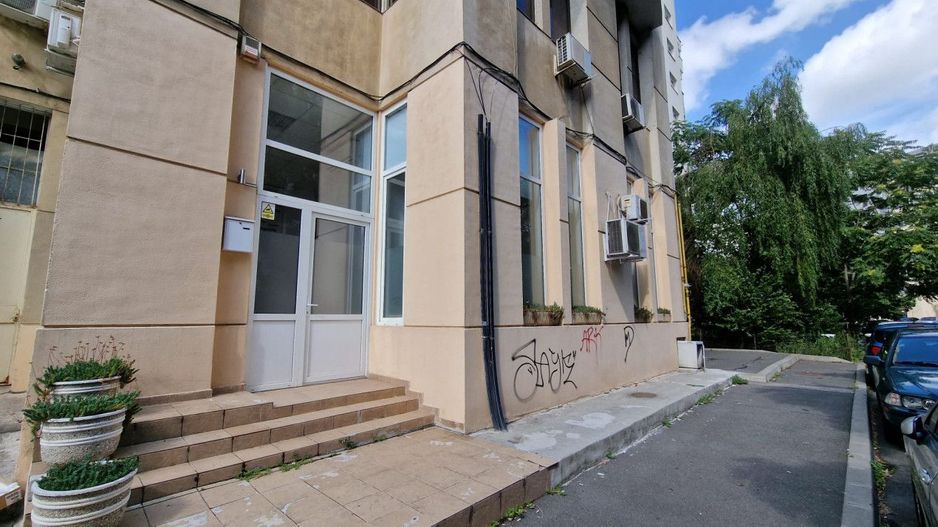 De inchiriat spatiu comercial central - Poză 6