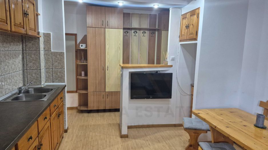 Apartament modern 2 camere parter 60 mp utili zona Vasile Aaron - Poză 4