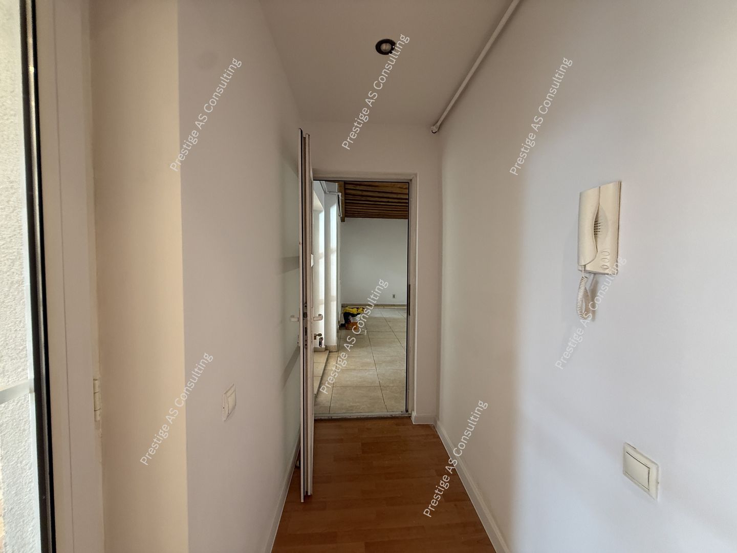 Proprietate versatila | 271 mp utili | renovata complet – Elisabetin, Porumbescu - Poză 9