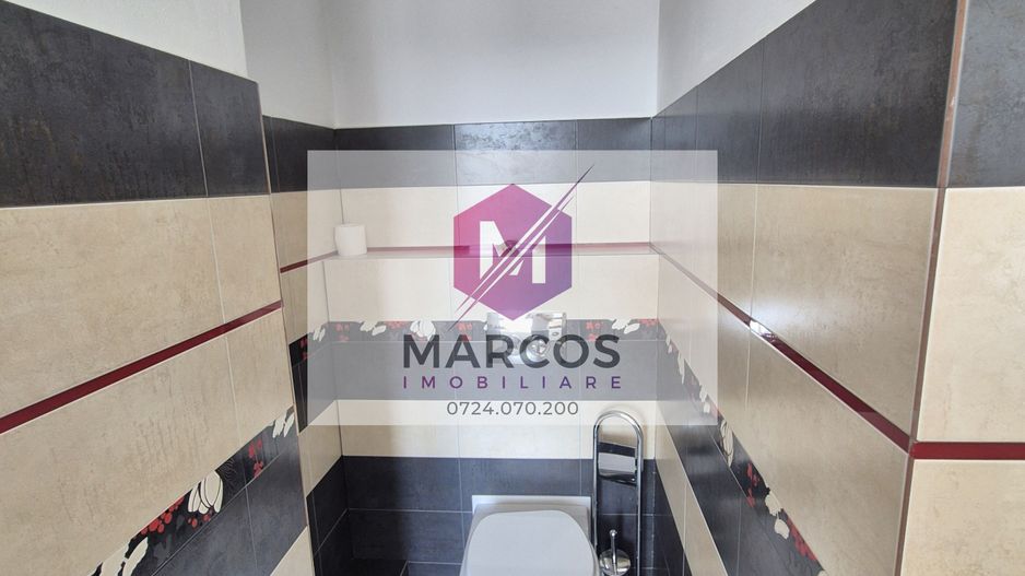 Vand apartament in centru - Poză 12