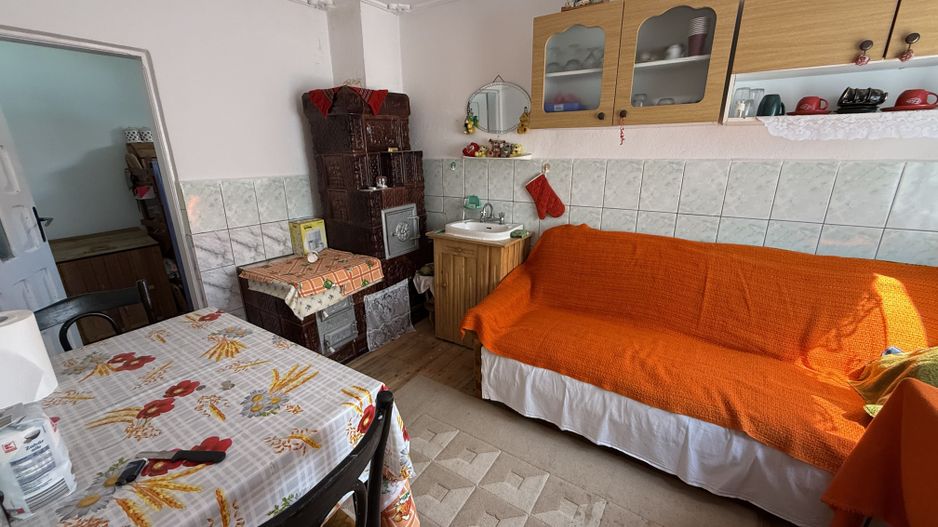 Casă parter+mansarda 80 mp+ teren intravilan 476 mp Sotrile Prahova ! - Poză 13