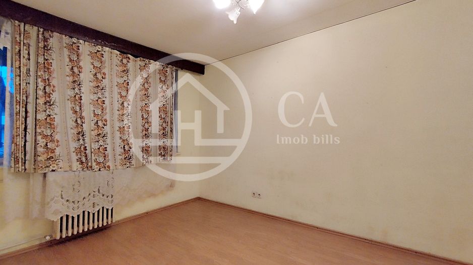 Aparament cu 2 camere de vanzare in zona Cantemir, Oradea - Poză 1