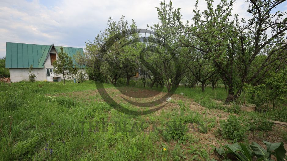 Casa 4 camere de vanzare | 1311 mp | Varfurile, Prahova | Comision 0% - Poză 4