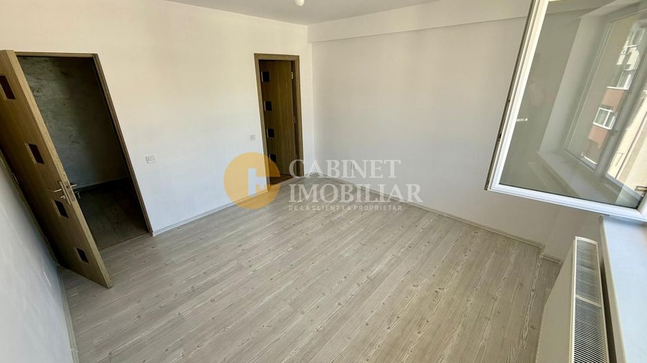 3 CAMERE DECOMANDAT--2 BAI--ROND MALL MOLDOVA - Poză 6