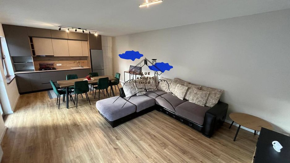 Casa recent renovata in zona centrala - cu loc de parcare si garaj - Poză 6