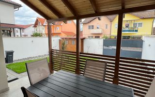 Casă de tip triplex la vânzare 6 camere /Șelimbăr /Secția 1 de Poliție - Poză 17