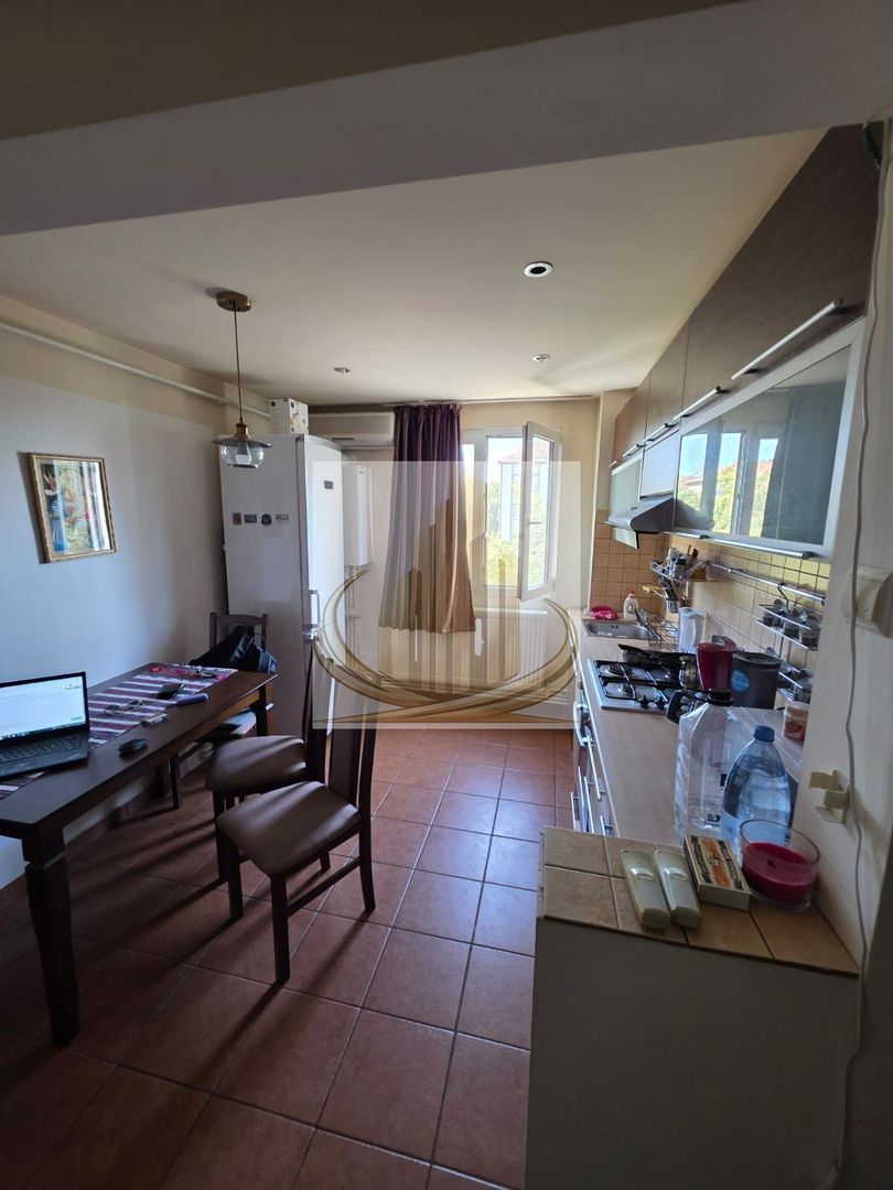 Apartament 3 camere 2 bai zona Gheorghe Lazar et. 3 - Poză 2