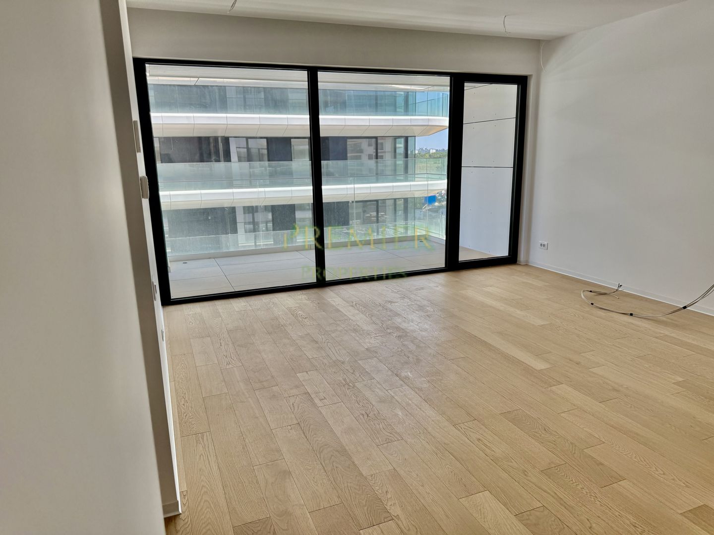 One Lake Club de vanzare 2 camere - Poză 4