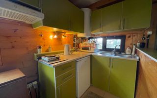 Cabana din lemn cu panorama superba asupra Florestiului - Poză 12