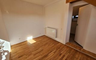 🏢 Spațiu de birouri – 5 camere, 3 băi – Mansardă vilă, Central - Poză 12