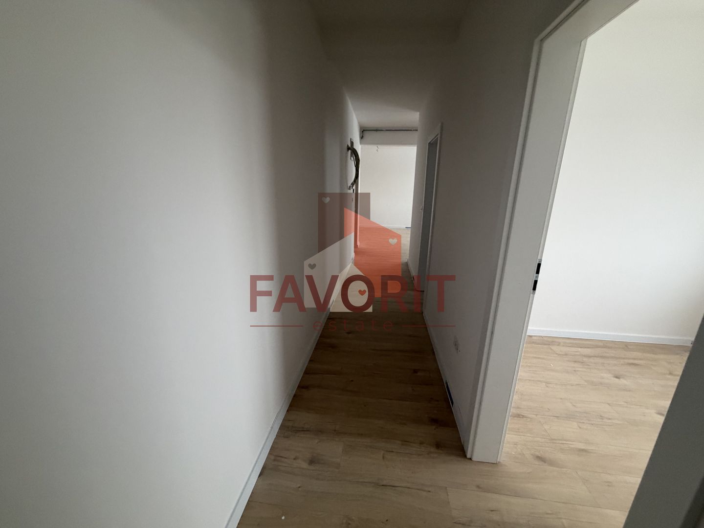 Finisaje la alegere. Gradina proprie de 46 mp. 2 locuri de parcare in CF - Poză 4