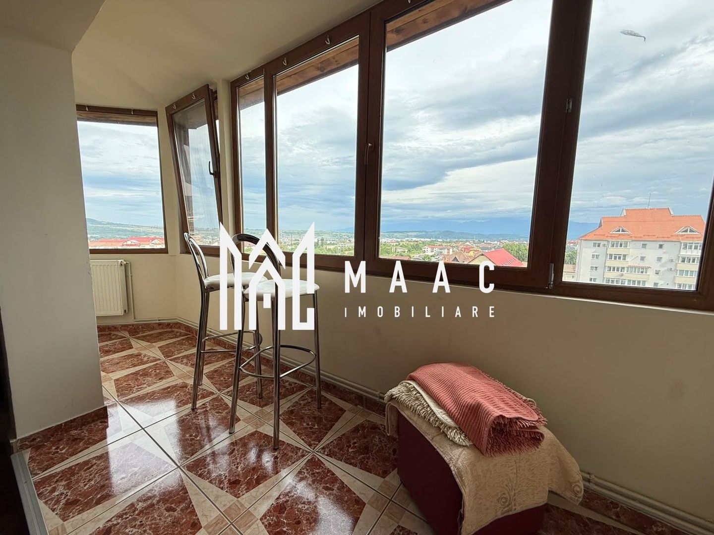 Apartament 4 camere | 130mp | 2 Bai | 2 Balcoane | V. Aaron - Poză 11