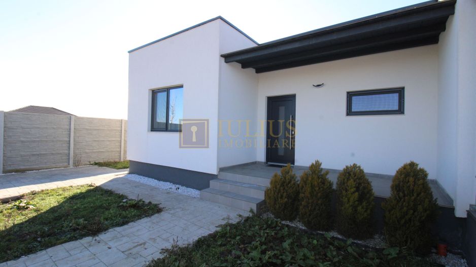 Duplex, Mosnita Noua, 3 camere, zona linistita. - Poză 1