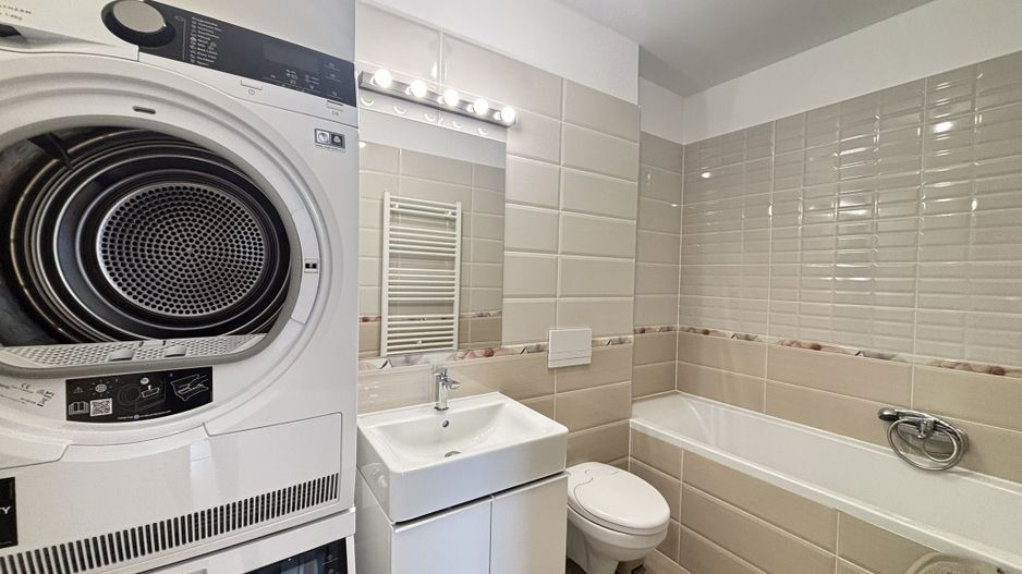 3 camere Avantgarden Tractorul - Poză 8