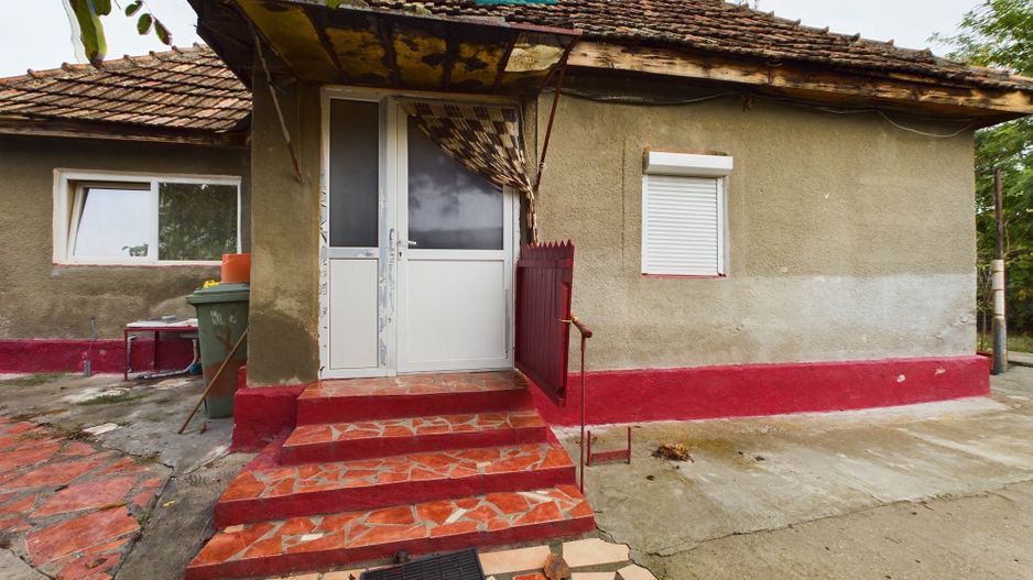 Casă cu 4 camere în Pecica - Poză 3