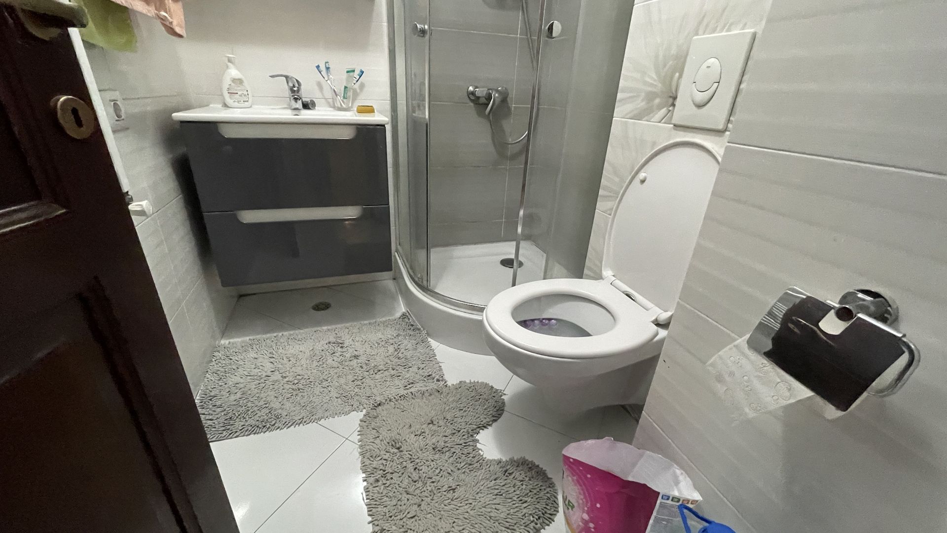 Apartament 4 camere,etaj 1,zona Bucovina - Poză 6