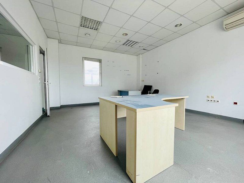 Spatiu pentru birouri in zona Take Ionescu - Poză 2