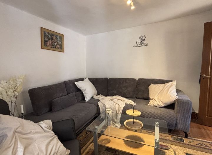 Teren 185 mp + casă stil vagon 100 mp | Mall Vitan - Poză 1
