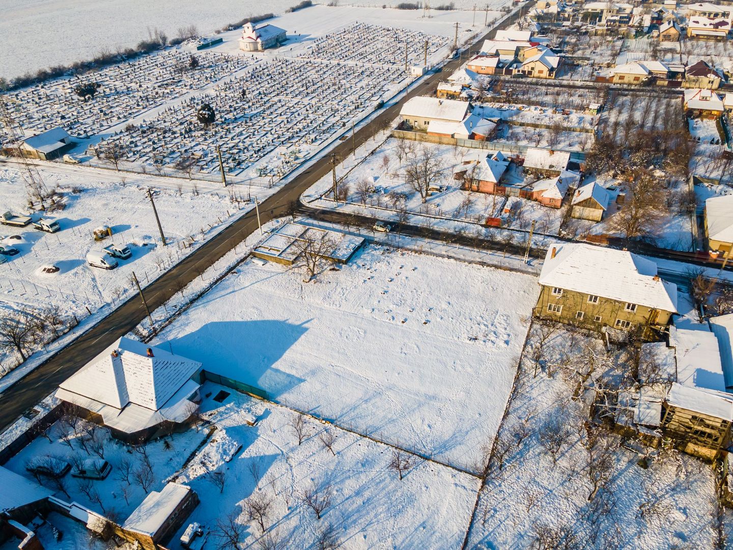 PREȚ REDUS! Teren de 1039mp în Bujac. - Poză 12