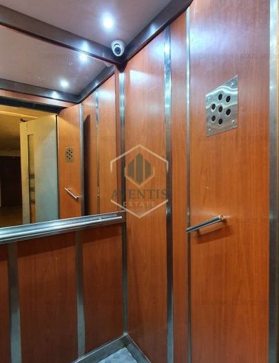 Piata Victoriei - Titulescu, vedere rasarit, decomandat, bloc reabilitat - Poză 18