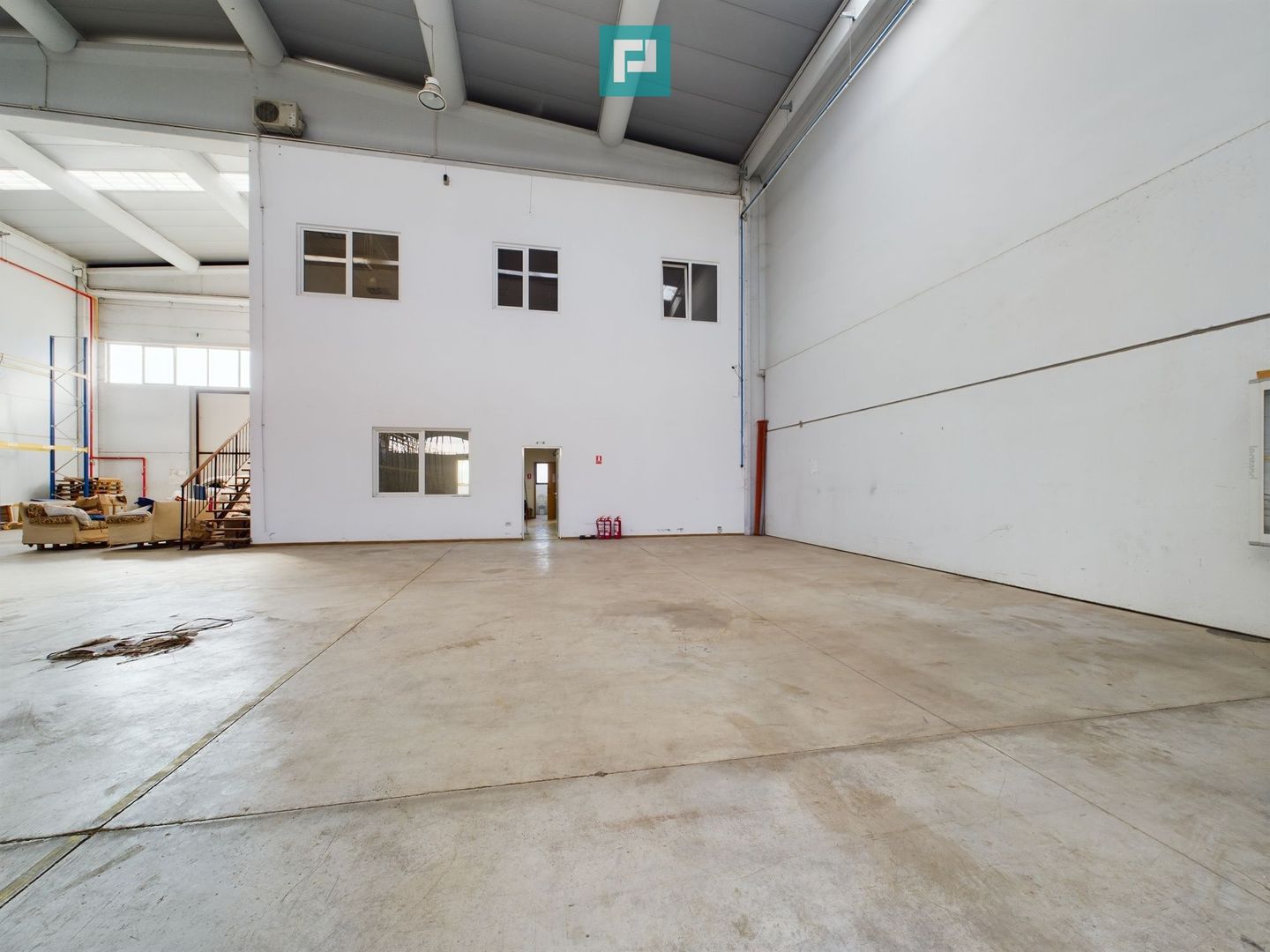 Spațiu industrial cu birouri - Zona Șagului - Poză 5