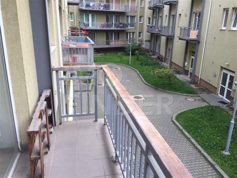Inchiriere spatiu birouri in zona Plopilor, Sala Polivalenta - Poză 8