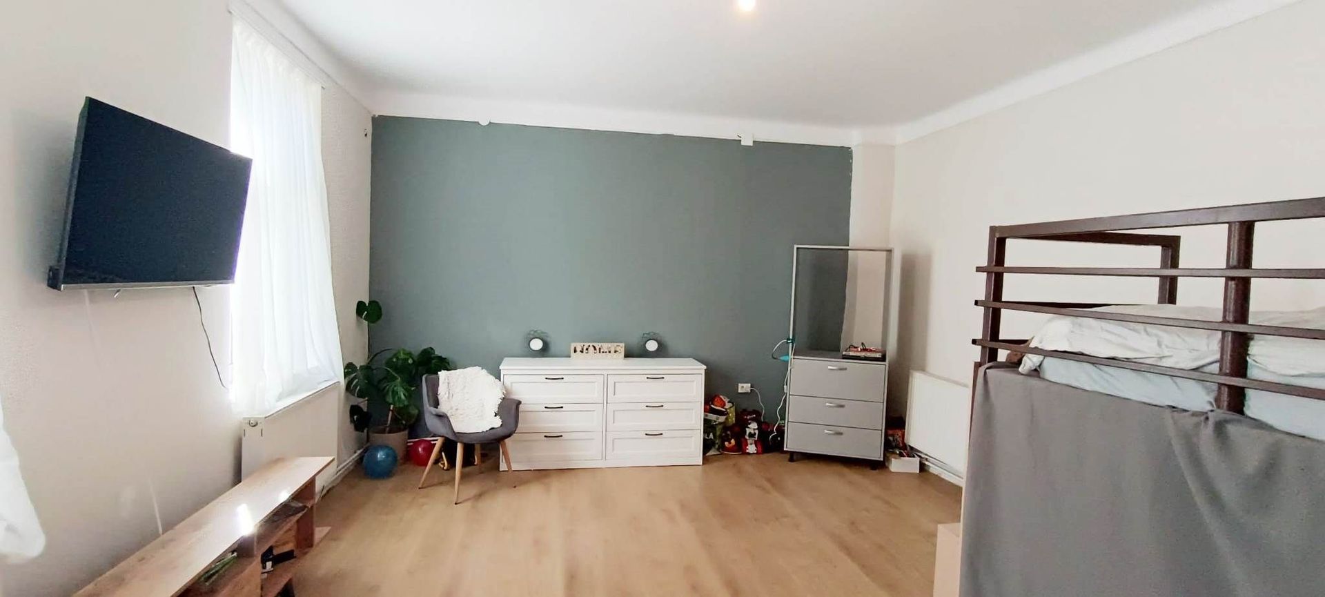 Studio la casa,45mp si gradina in zona Blumana. - Poză 1