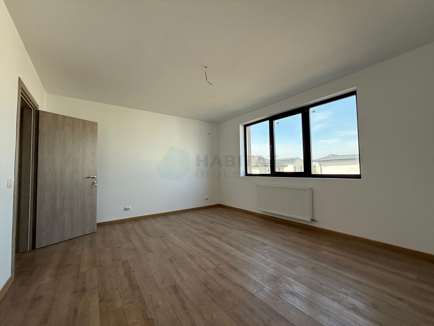 Casă modernă 2025 | Tunari – spațiu generos și localizare excelentă - Poză 14