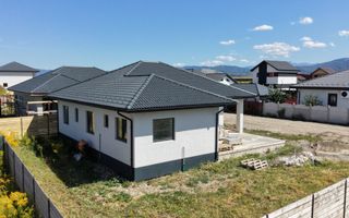 Casă pe parter de vânzare în cartierul Izvor - Poză 5