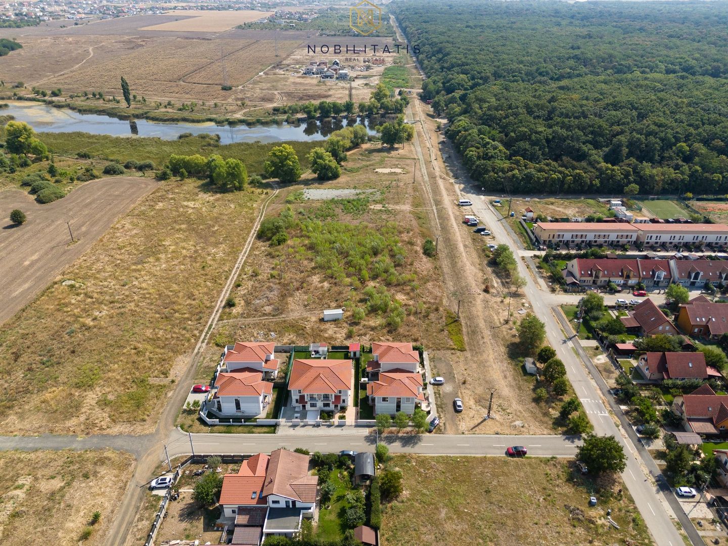 Oferta Vanduta -Casa Segmentul Lux, Garaj | 4 dormitoare | Langa Padure&Lac - Poză 43