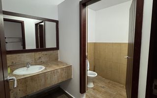 Spațiu 300mp + curte - parter, vizibilitate excelenta - CUG - 3.000€ - Poză 14