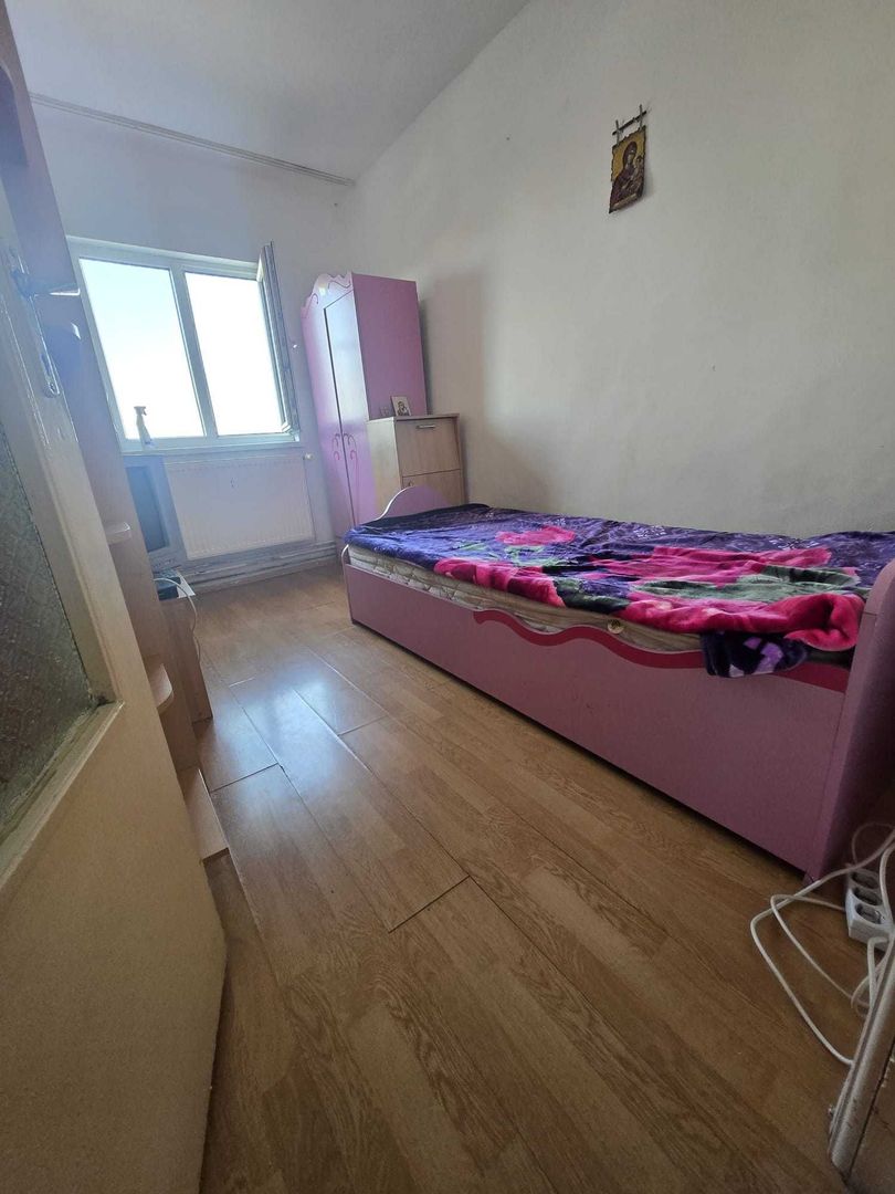 Lipovei | 3 Camere | Decomandat | Etaj Intermediar - Poză 2