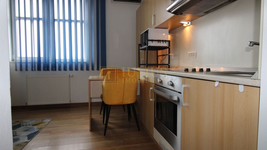 Se afla la 5 minute de Complex, ideal pentru studenti, centrala proprie - Poză 10