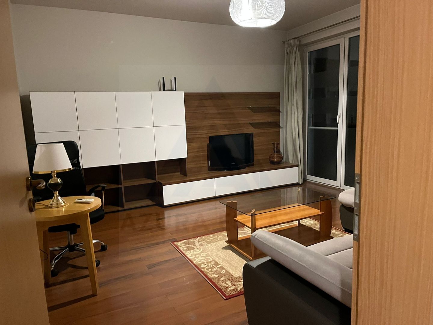 Apartament 2 camere decomandat Etaj 3 si balcon  zona Turnisor - Poză 1