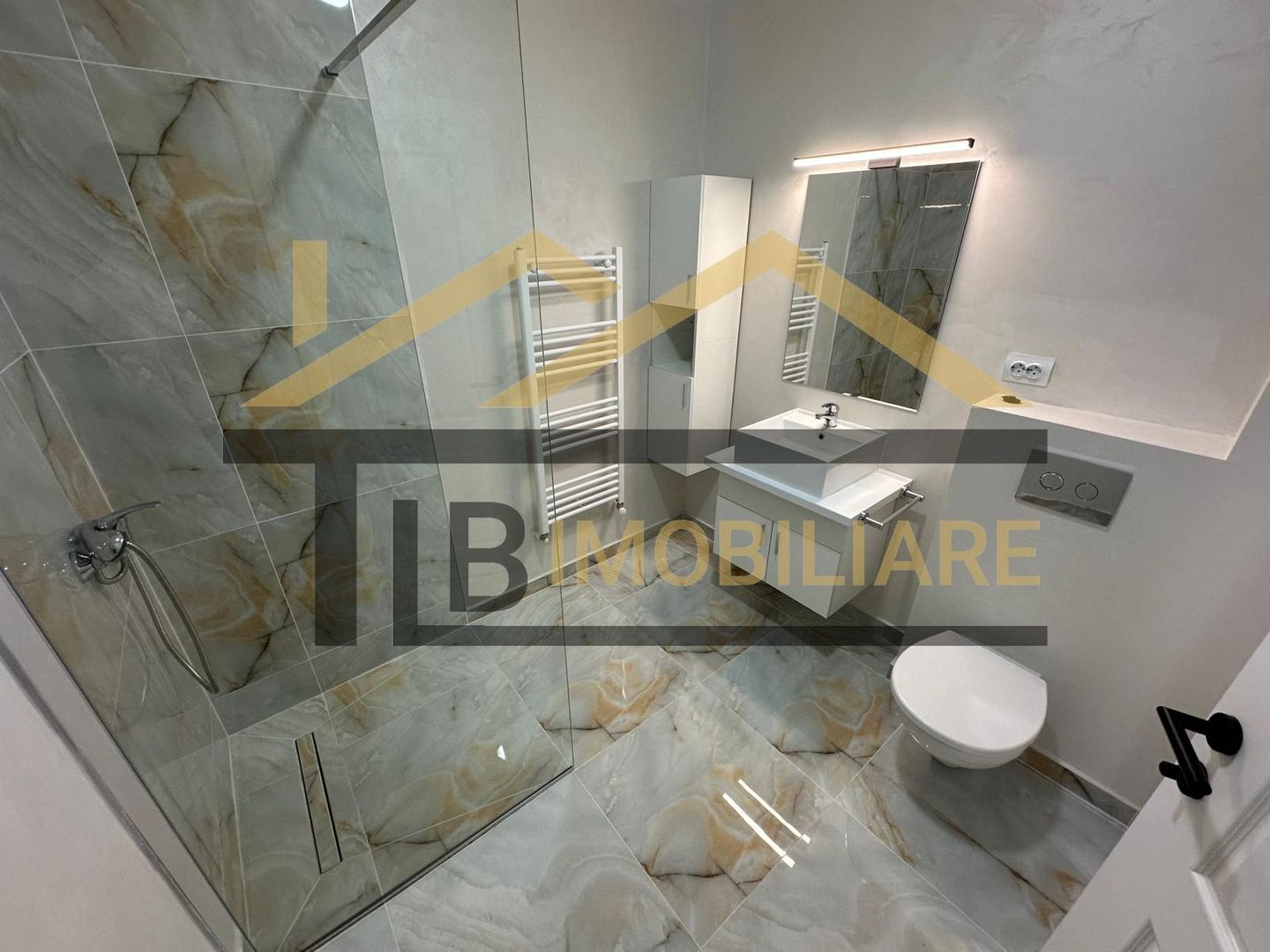 Apartament de 2 camere,65mp, parcare, zona Centrala - Poză 7