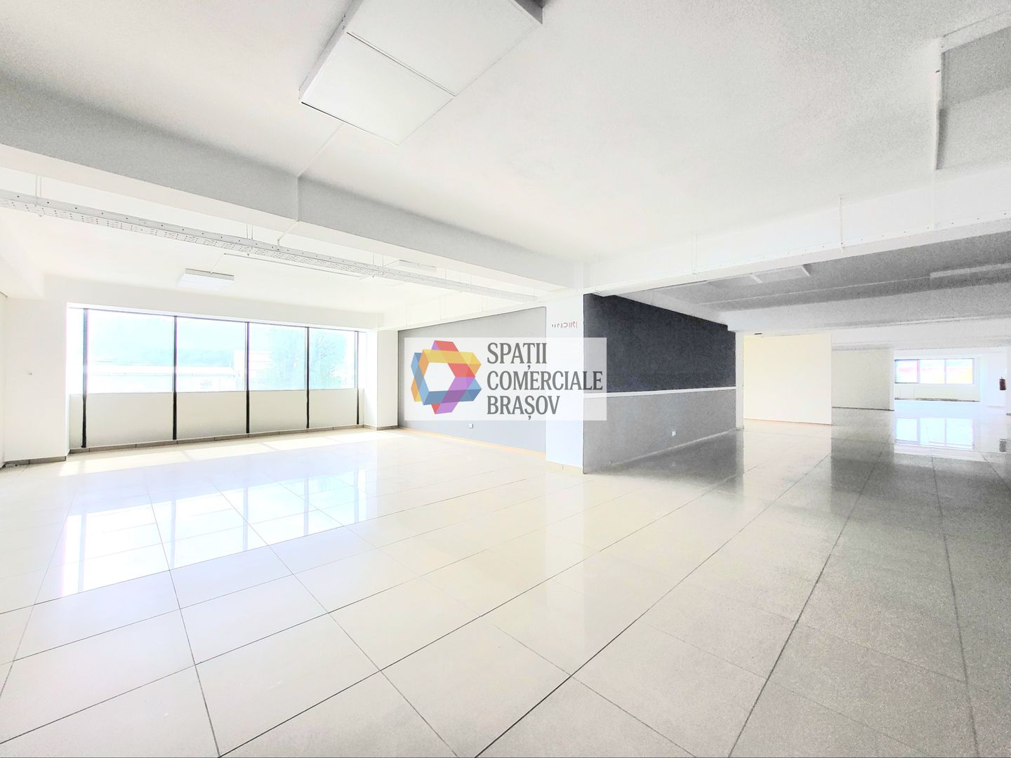 Spatiu comercial de inchiriat - 1.000 mp - Poză 3