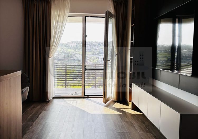 Apartament cu 3 camere Hlincea - 127.000 Euro - Poză 3