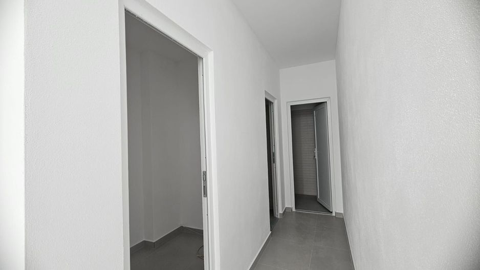 Spații comerciale de închiriat în Cisnădie | 55 mp și 175 mp - Poză 9