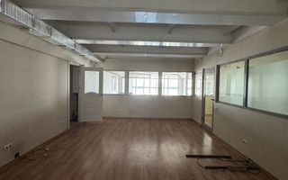 Spațiu comercial versatil în zona centrală - Poză 12