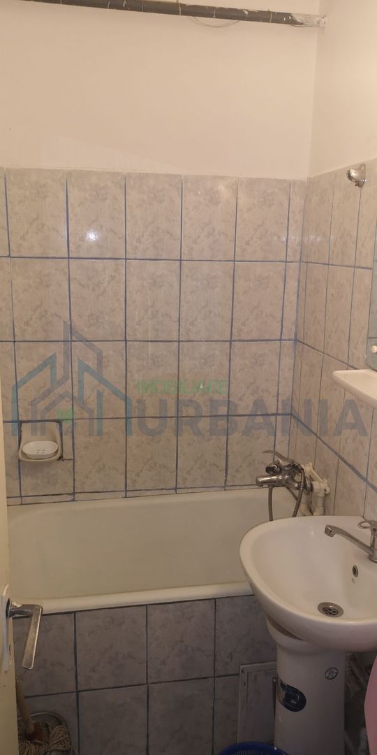 Garsonieră de închiriat în cartierul Tudor Vladimirescu, lângă Iulius Mall - Poză 1